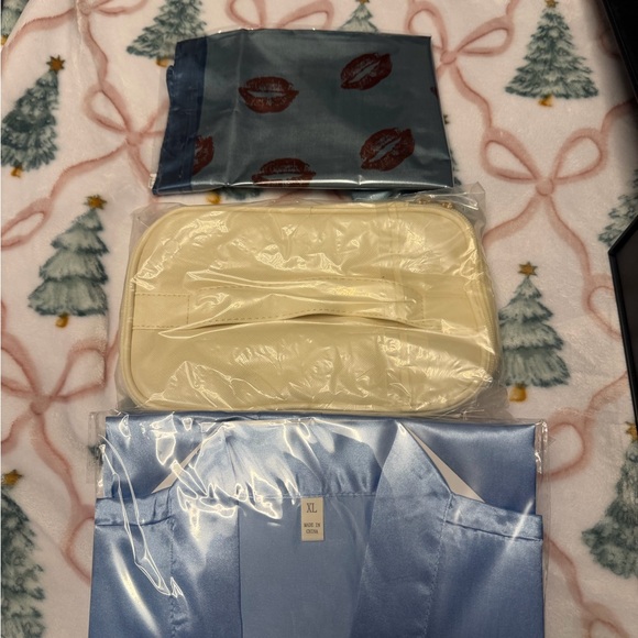 SC Black VIP Merch Box - Picture 3 of 4